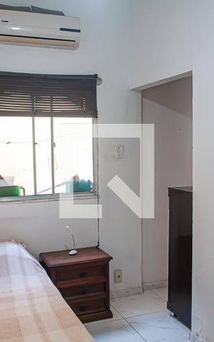 Casa à venda com 155m², 4 quartos e 2 vagas Casa à venda com 155m², 4 quartos e 2 vagasQuarto 4 suite