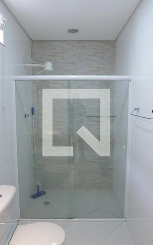 Casa à venda com 200m², 3 quartos e 2 vagasBanheiro