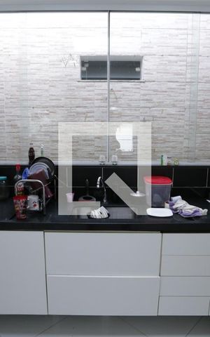 Casa à venda com 200m², 3 quartos e 2 vagasCozinha