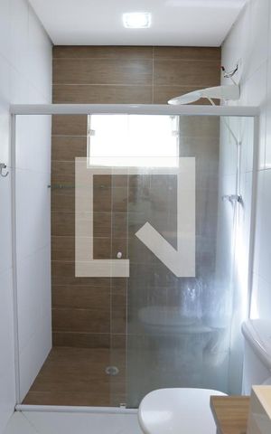 Casa à venda com 200m², 3 quartos e 2 vagasBanheiro da Suíte