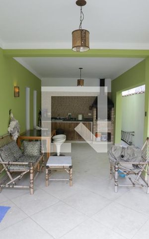 Casa à venda com 200m², 3 quartos e 2 vagasÁrea Gourmet