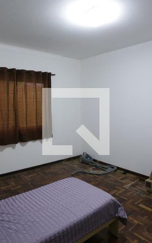 Casa à venda com 200m², 3 quartos e 2 vagasQuarto 2