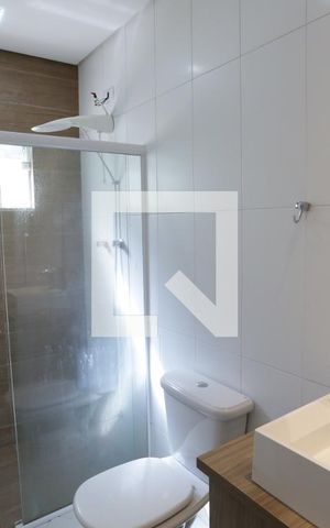 Casa à venda com 200m², 3 quartos e 2 vagasBanheiro da Suíte