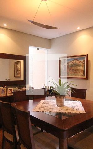 Casa para alugar com 200m², 3 quartos e 2 vagasSala de Jantar