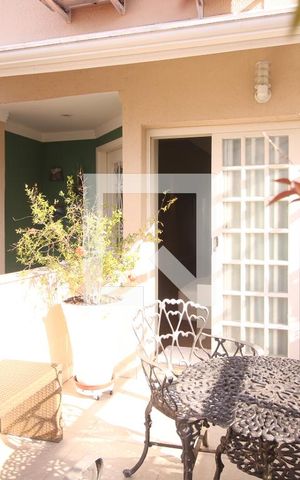 Casa para alugar com 200m², 3 quartos e 2 vagasÁrea Externa