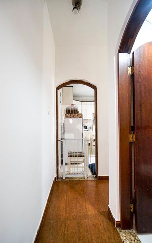Casa à venda com 180m², 3 quartos e 1 vaga Casa à venda com 180m², 3 quartos e 1 vagaLavabo