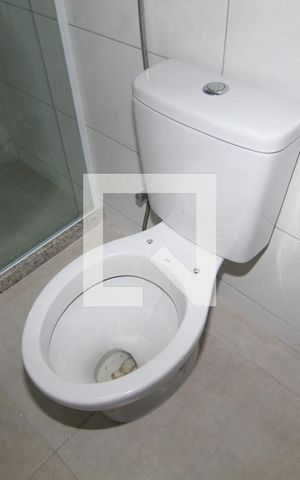 Apartamento para alugar com 55m², 2 quartos e sem vagaBanheiro