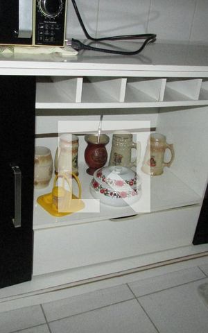 Apartamento para alugar com 54m², 1 quarto e 1 vagaCozinha - Armários