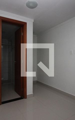 Apartamento para alugar com 60m², 2 quartos e 1 vagaSuíte