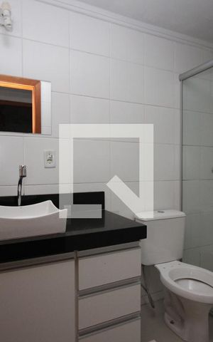 Apartamento para alugar com 60m², 2 quartos e 1 vagaBanheiro Social