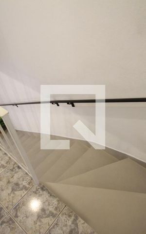 Casa à venda com 110m², 3 quartos e sem vagaEscada