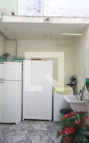 Casa à venda com 110m², 3 quartos e sem vagaÁrea de Serviço