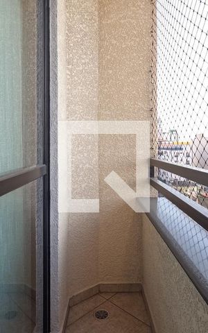 Apartamento para alugar com 65m², 2 quartos e 1 vagaVaranda