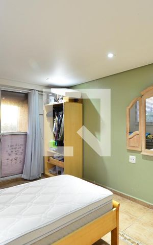 Casa à venda com 253m², 3 quartos e 4 vagasQuarto