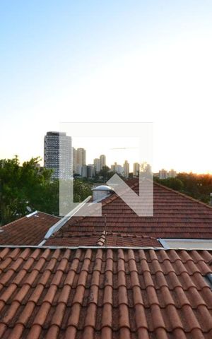 Casa à venda com 253m², 3 quartos e 4 vagasSuíte 2