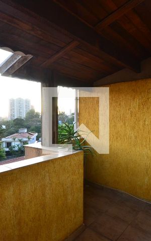 Casa à venda com 253m², 3 quartos e 4 vagasTerraço