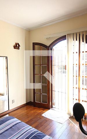 Casa à venda com 150m², 3 quartos e 2 vagasQuarto 2