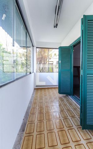 Casa à venda com 417m², 3 quartos e 3 vagasSacada
