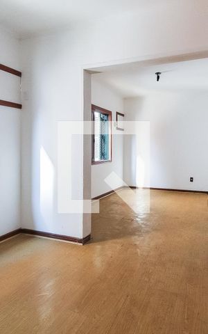 Casa à venda com 417m², 3 quartos e 3 vagasSuíte 2