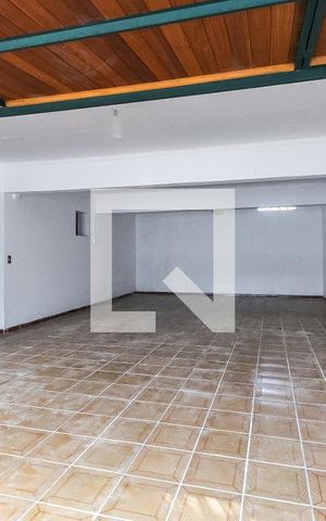 Casa à venda com 417m², 3 quartos e 3 vagasGaragem