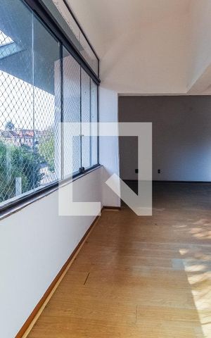 Casa à venda com 417m², 3 quartos e 3 vagasSuíte 1