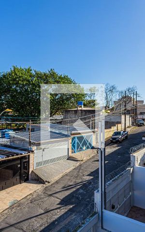 Casa à venda com 81m², 2 quartos e 3 vagasSacada do Quarto 2