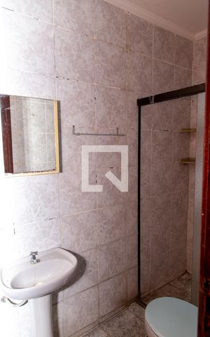 Casa à venda com 510m², 6 quartos e 5 vagasBanheiro de Serviço