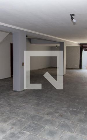 Casa à venda com 510m², 6 quartos e 5 vagasGaragem