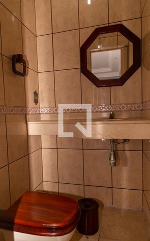 Casa à venda com 510m², 6 quartos e 5 vagasLavabo