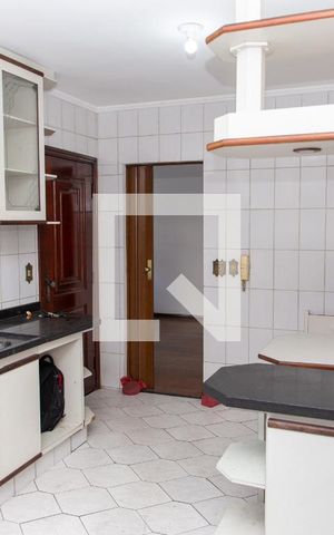 Casa à venda com 510m², 6 quartos e 5 vagasCozinha