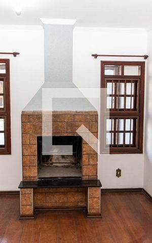 Casa à venda com 510m², 6 quartos e 5 vagasLarera