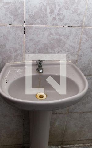 Casa à venda com 510m², 6 quartos e 5 vagasDetalhe banheiro
