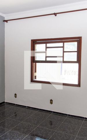 Casa à venda com 510m², 6 quartos e 5 vagasQuarto Suíte 1