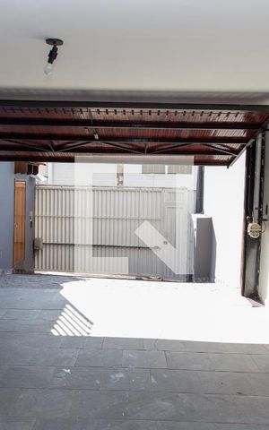 Casa à venda com 510m², 6 quartos e 5 vagasGaragem