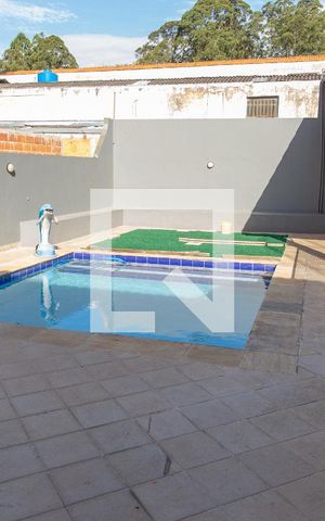 Casa à venda com 510m², 6 quartos e 5 vagasPiscina