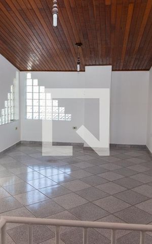 Casa à venda com 510m², 6 quartos e 5 vagasQuarto 4