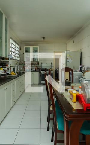 Apartamento à venda com 303m², 4 quartos e 1 vagaCozinha