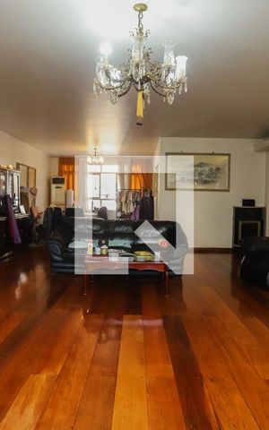 Apartamento à venda com 303m², 4 quartos e 1 vagaSala
