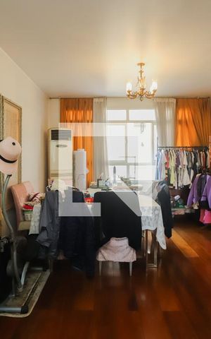 Apartamento à venda com 303m², 4 quartos e 1 vagaSala