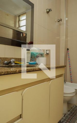 Apartamento à venda com 303m², 4 quartos e 1 vagaBanheiro 3
