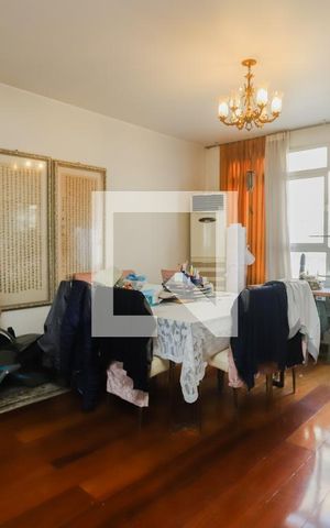Apartamento à venda com 303m², 4 quartos e 1 vagaSala