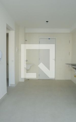 Apartamento à venda com 39m², 2 quartos e sem vagaCozinha e Área de Serviço