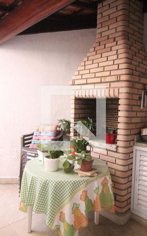 Casa de condomínio à venda com 220m², 3 quartos e 3 vagasÁrea comum