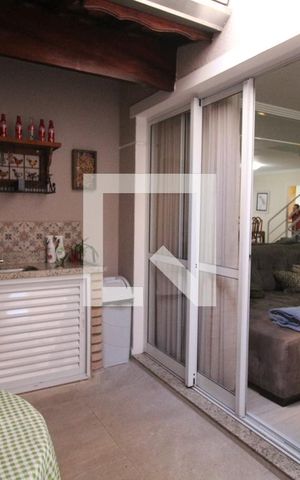 Casa de condomínio à venda com 220m², 3 quartos e 3 vagasÁrea comum