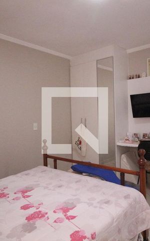 Casa de condomínio à venda com 220m², 3 quartos e 3 vagasQuarto