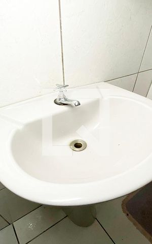 Casa à venda com 120m², 2 quartos e 3 vagasBanheiro