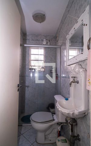 Casa à venda com 281m², 3 quartos e 6 vagas Casa à venda com 281m², 3 quartos e 6 vagasBanheiro