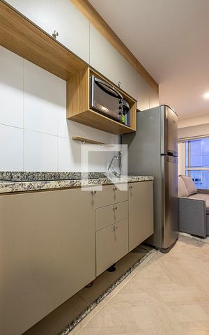 Studio para alugar com 25m², 1 quarto e sem vaga Studio para alugar com 25m², 1 quarto e sem vagaCozinha