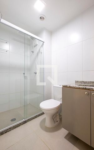 Studio para alugar com 25m², 1 quarto e sem vaga Studio para alugar com 25m², 1 quarto e sem vagaBanheiro