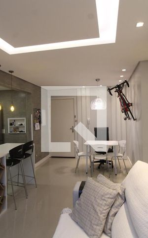 Apartamento à venda com 68m², 2 quartos e 1 vagaSala